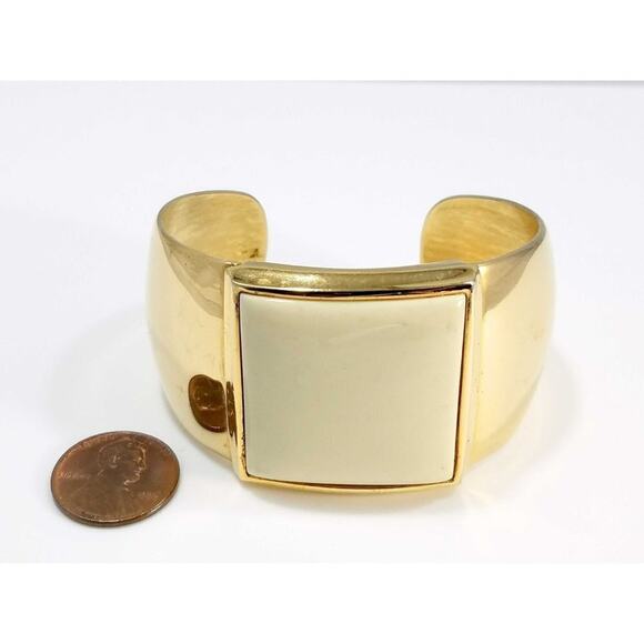 Avon Gold Tone Cuff Bracelet Cream Lucite Square Vintage 1980s Jewelry - Picture 5 of 8